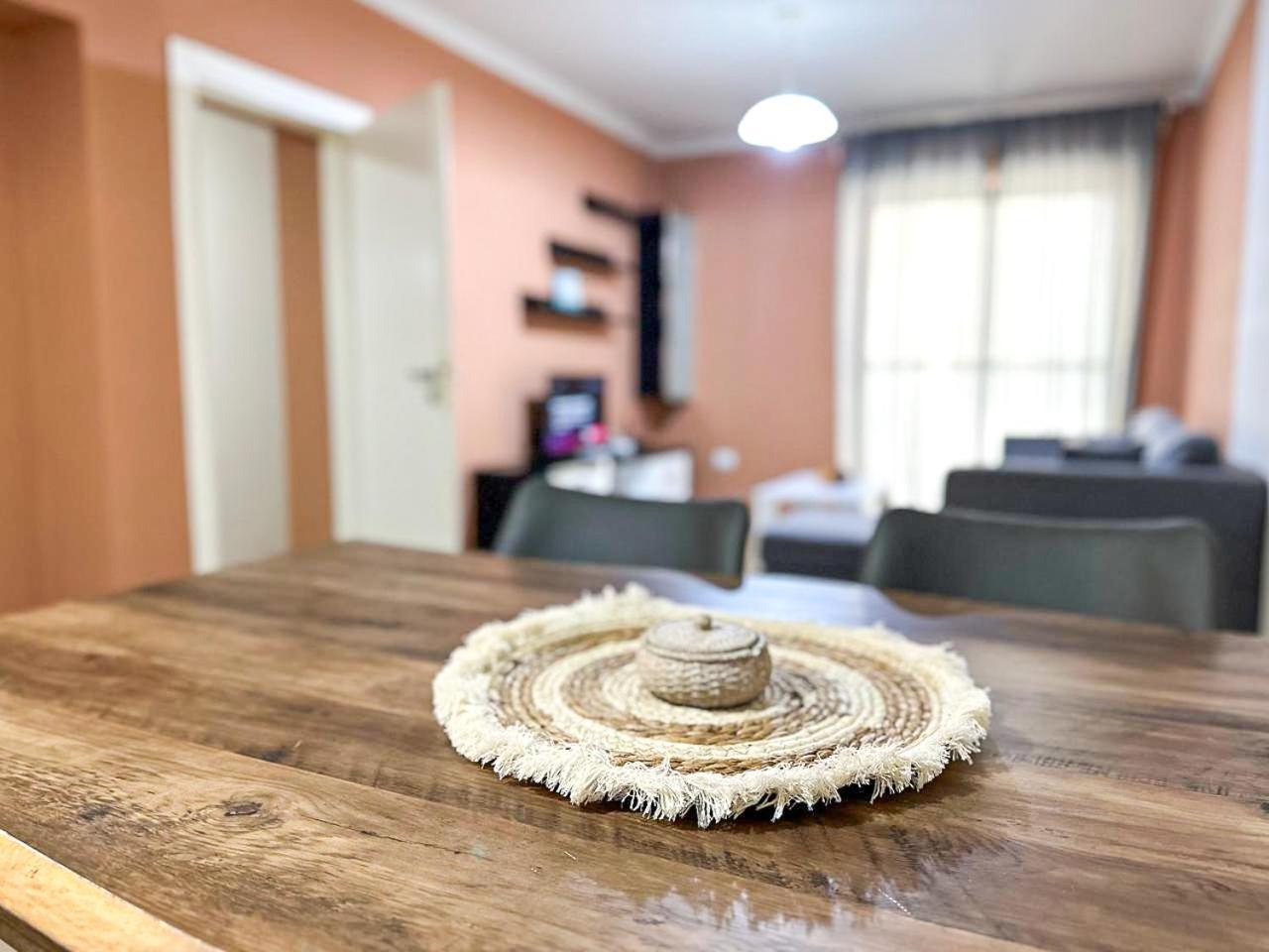 Grand Park 2br * Tirana